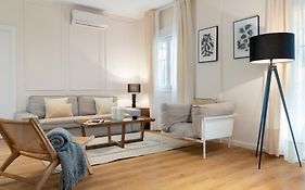 Magno Apartments Tintes